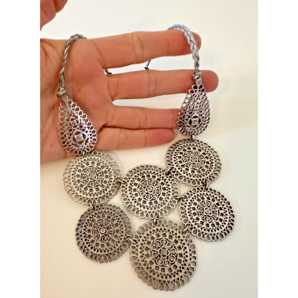 Stella And Dot Bib Necklace Medallions Silver Tone Stunning Adjustable